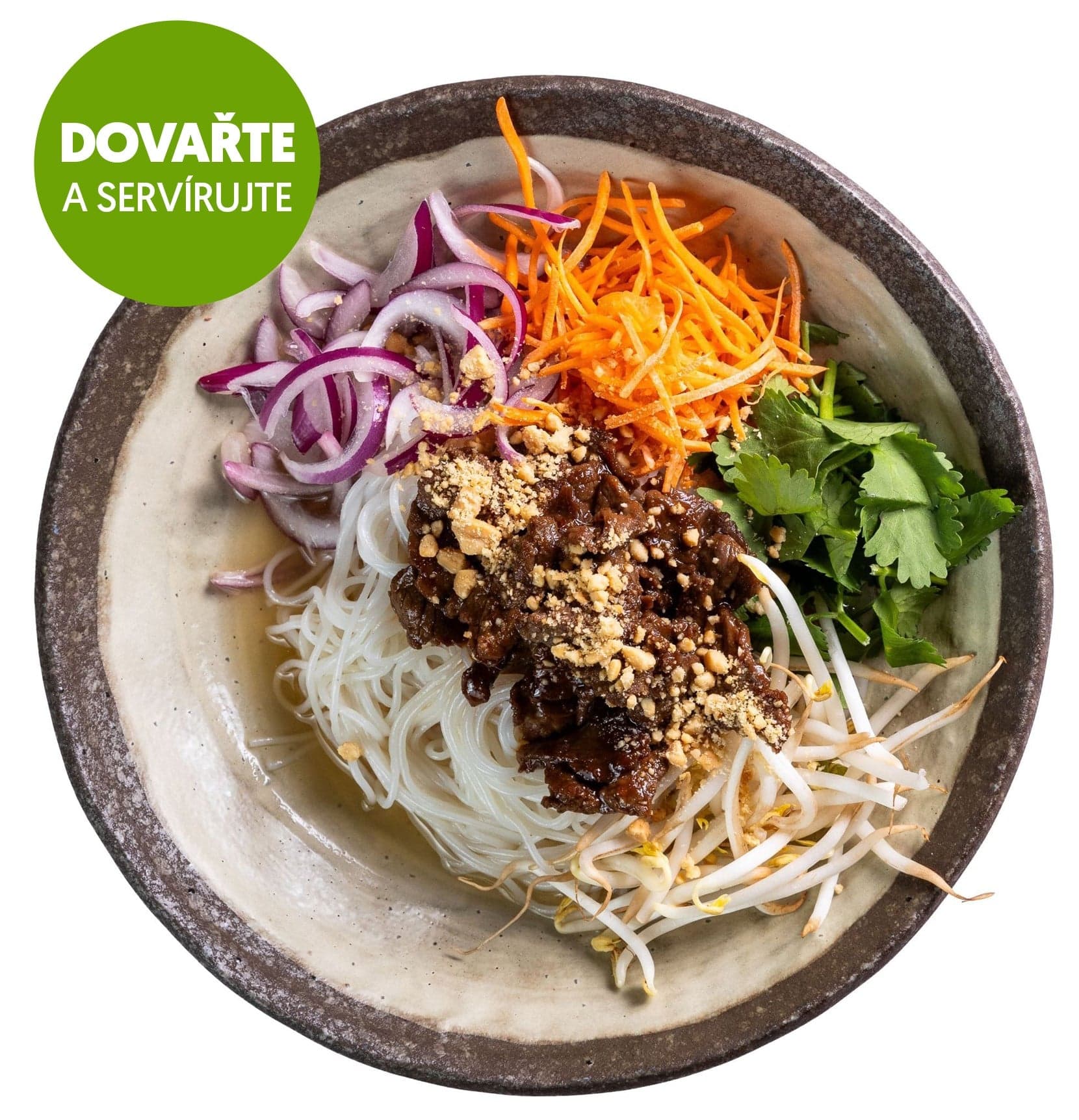 Bun Bo Nam Bo Vietnamský salát s hovězím a zeleninou z Café Buddha