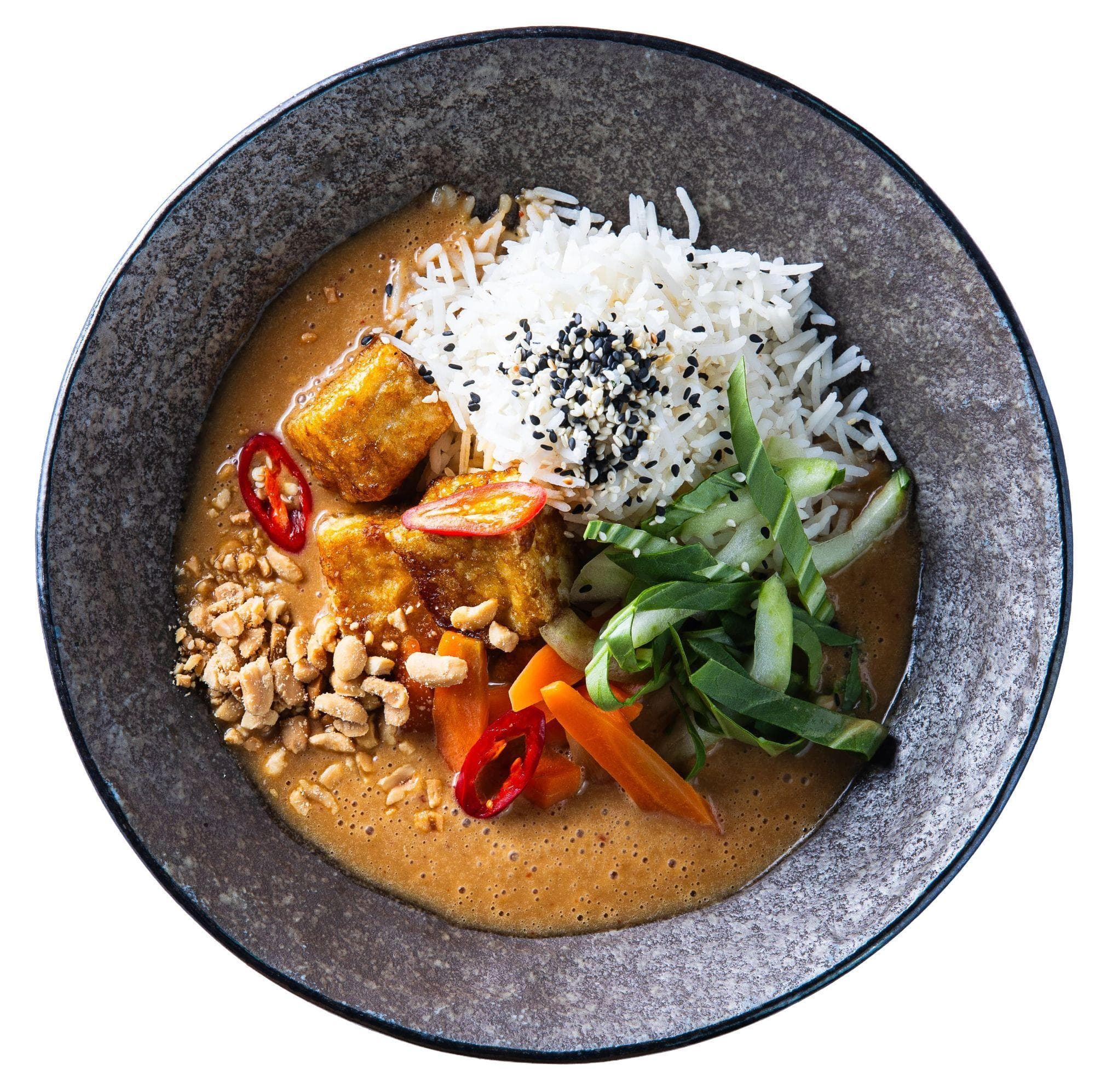 Smažené tofu s arašídovou omáčkou a basmati rýží ze Spojky Karlín