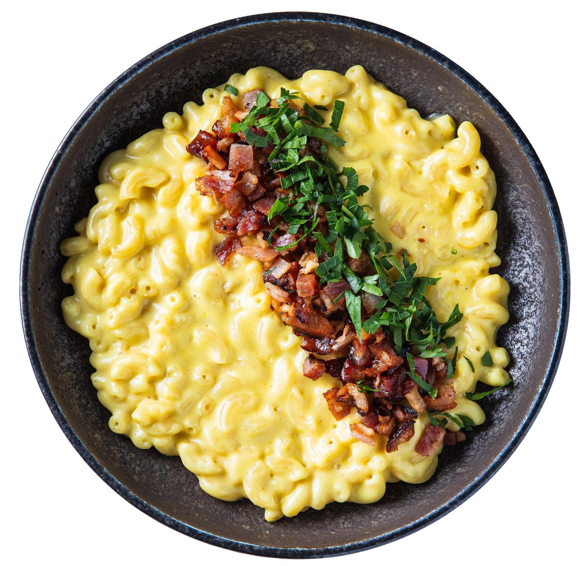 Mac & Cheese s uzeným masem a pažitkou ze Spojky Karlín