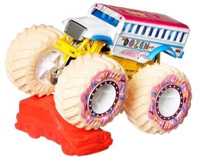 Mattel Hot Wheels Monster Trucks Kaskadérské kousky