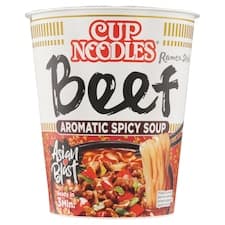 Cup Noodles Instantní nudlová polévka s hovězí příchutí v asijském stylu pikantní 64g
