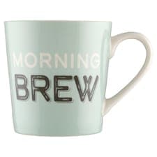 Morning Brew hrnek slogan