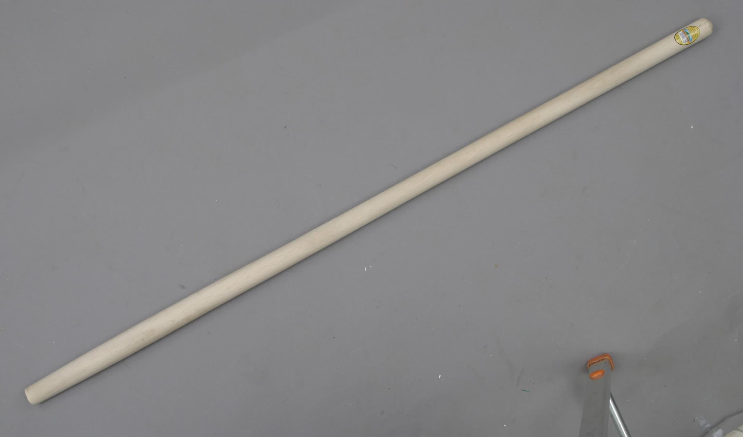 Násada na lopatu 130cm