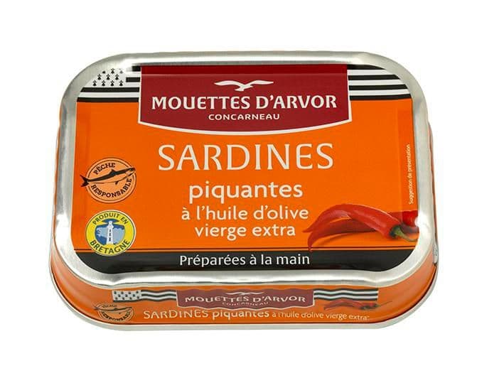 Mouettes d'Arvor Sardinky v extra panenském olivovém oleji s pálivými papričkami 115 g