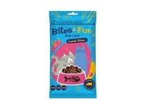 AKINU Bites & Fun Kousky jehněčí pro kočky 60 g