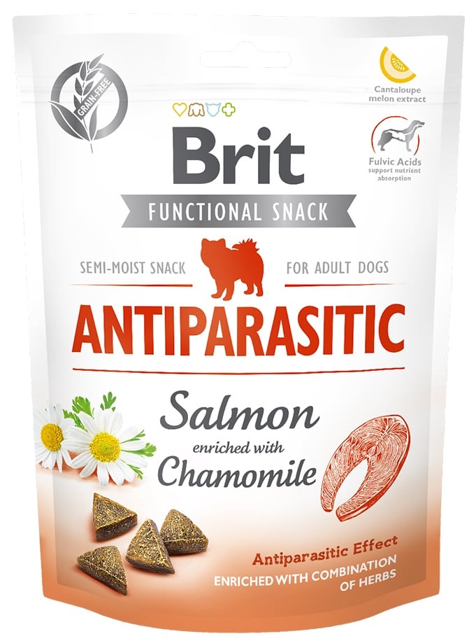 Brit Care Antiparasitic Salmon & Chamomile pamlsky pro psy