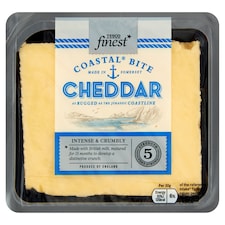 Finest Cheddar tvrdý plnotučný sýr 200g