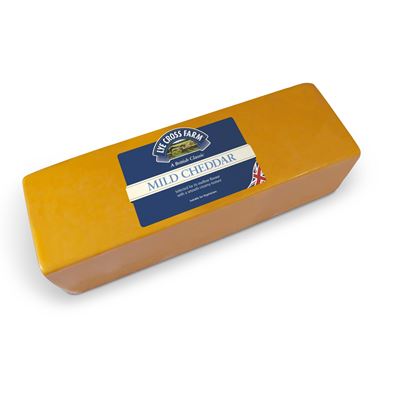 LYE CROSS FARM Mild Coloured Cheddar chlaz. cca 2,5 kg