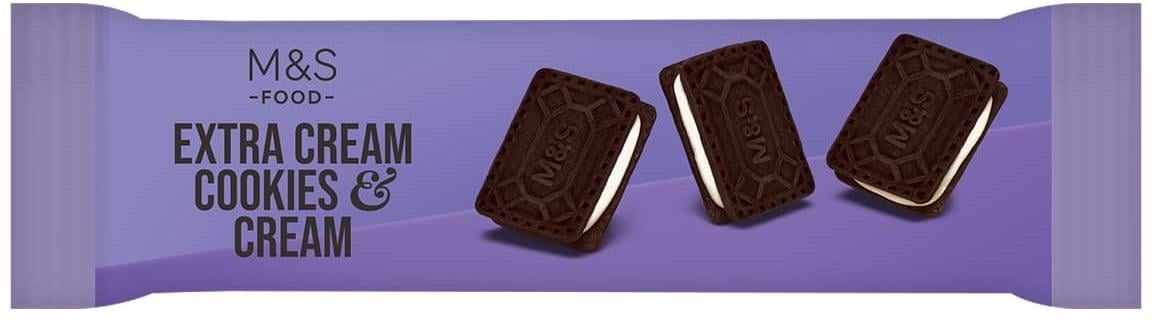 Marks & Spencer Sušenky s čokoládovou příchutí slepované vanilkovou náplní