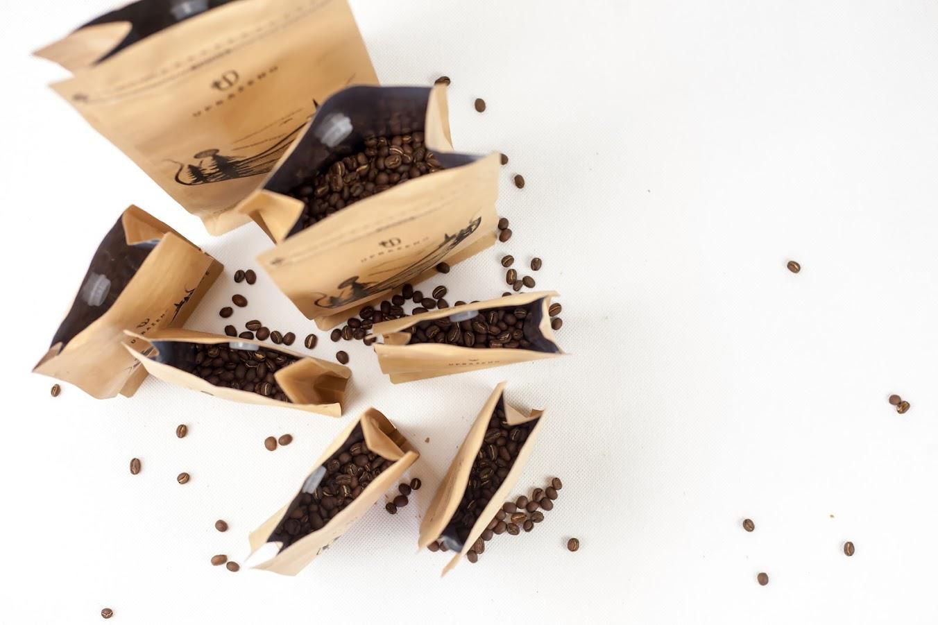 Brazil zrnková káva 100% Arabica 250 g