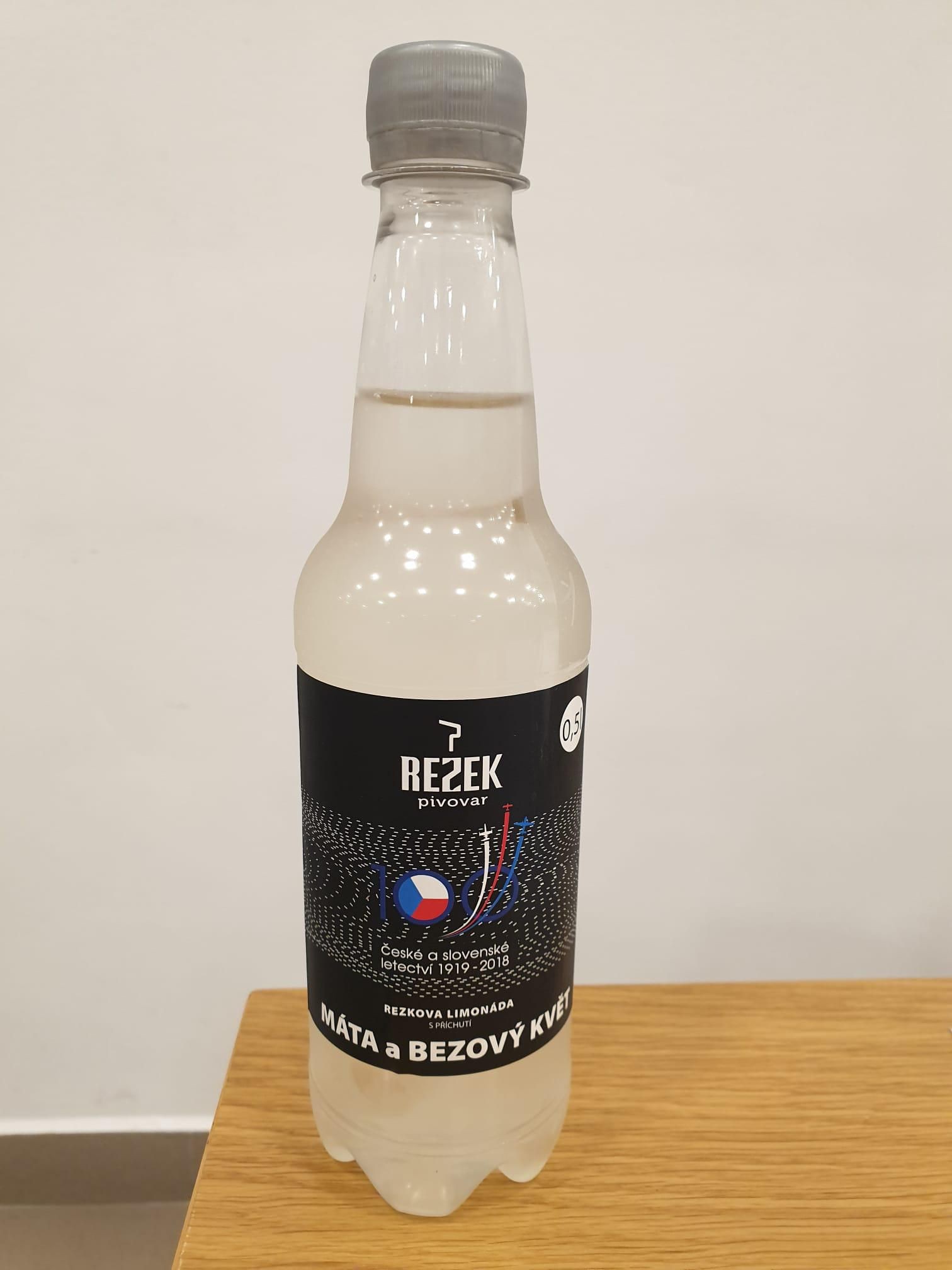 Rezkova limonáda máta a bezový květ