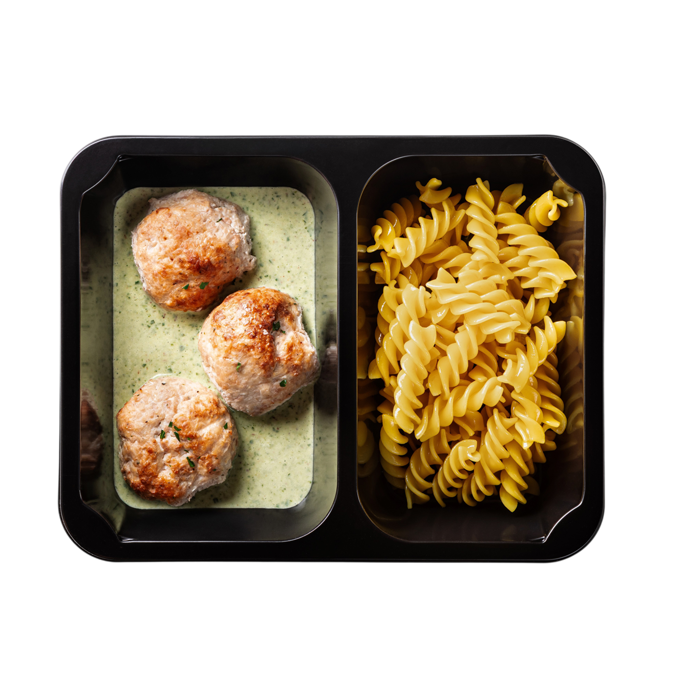 FitKitchen Fusilli ve smetanové omáčce, kuřecí kuličky s pestem